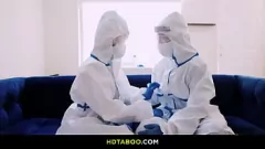 Afspelen Lola Fae's Pandemic Fuck: een Taboo Roleplay -ontmoeting