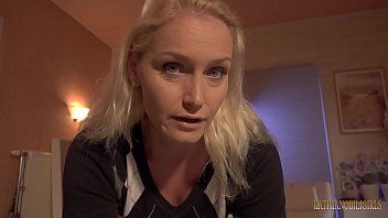 Jouer Qualsiasi uomo vorrebbe fare xxx con questa bella figa a casa sua