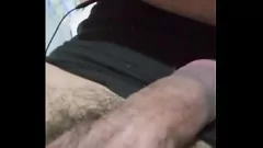 Jouer BBC Handjob Fantasy: il marito soddisfa il desiderio della moglie