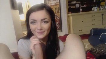 Jouer Splendidi xvideos con vergine che mette il suo cazzo solo nel collo 2019